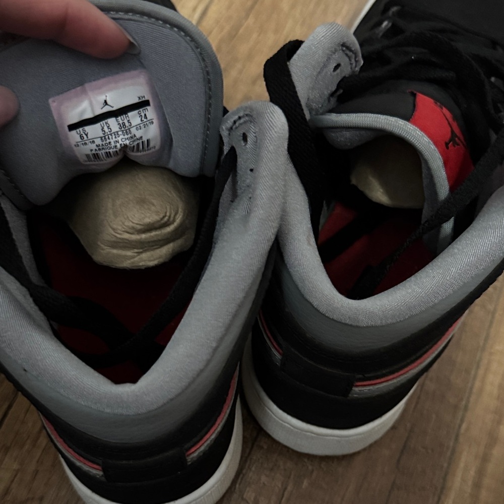 Nike Air Jordan Black and Red Sneakers - Picture 2 of 2